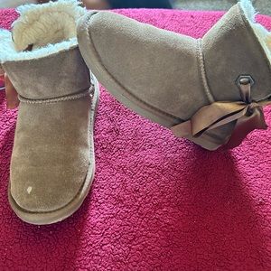 BearPaw Boots - size 4